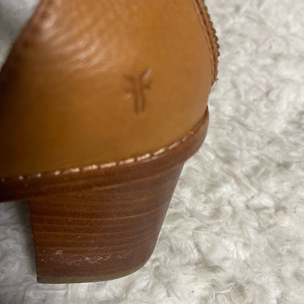 Frye "Brielle" Sandals Leather tan Block heels ankle strap sandals SZ10M . - Picture 10 of 11